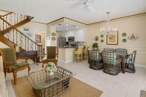 Dining - 77 Laurel Oaks Cir, Tequesta, FL 33469 photo 1 of 3