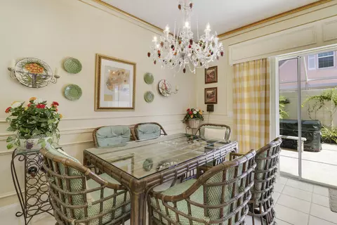 Dining - 77 Laurel Oaks Cir, Tequesta, FL 33469 photo 3 of 3