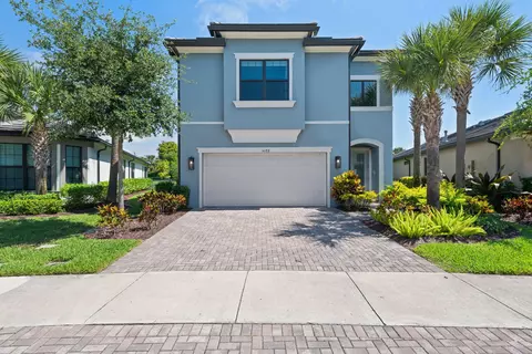 4688 E Pinehurst Trl Trl E, Oakland Park, FL 33309