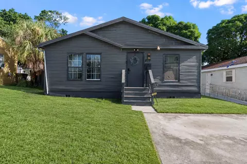 807 Grant St, West Palm Beach, FL 33407