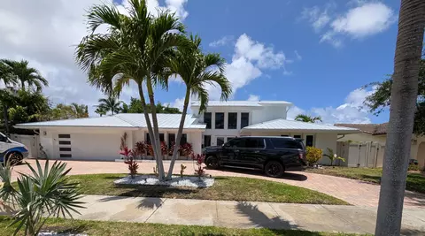 1511 SE 12th Ct, Deerfield Beach, FL 33441