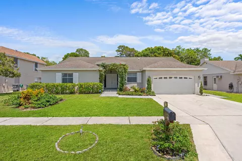 6266 Madras Cir, Boynton Beach, FL 33437