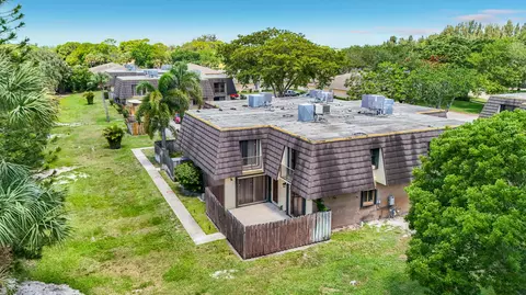 4644 Cherry Rd, West Palm Beach, FL 33417