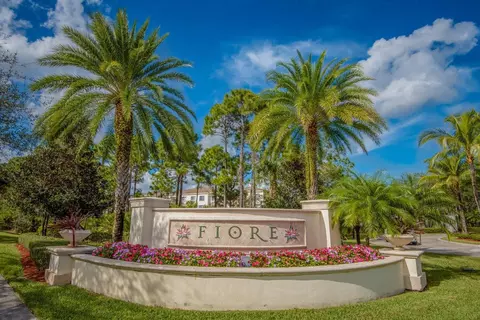 1208 E Myrtlewood Cir E, Palm Beach Gardens, FL 33418