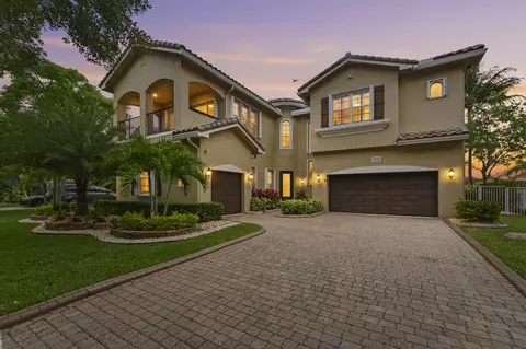 458 Cresta Cir, West Palm Beach, FL 33413