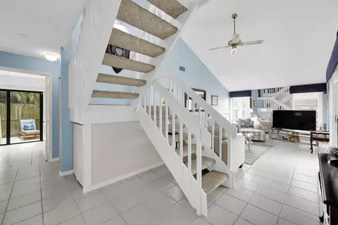 Entry Way - 802 Summerwinds Ln, Jupiter, FL 33458 photo 1 of 3