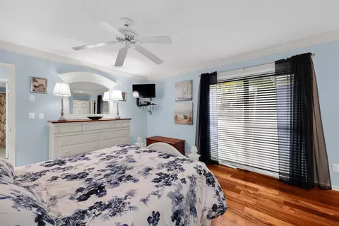 Bedroom - 802 Summerwinds Ln, Jupiter, FL 33458 photo 4 of 4
