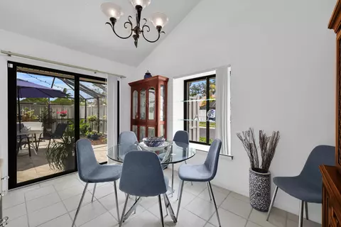 Dining - 802 Summerwinds Ln, Jupiter, FL 33458 photo 1 of 3