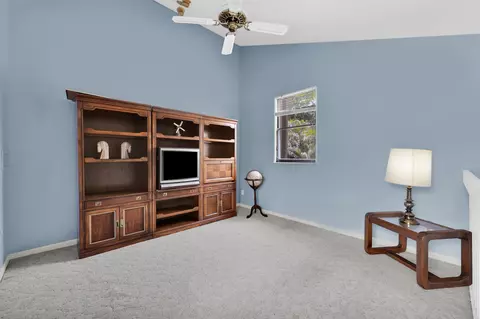 Living - 802 Summerwinds Ln, Jupiter, FL 33458 photo 4 of 4