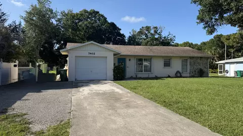 7402 Lakeland Blvd, Fort Pierce, FL 34951