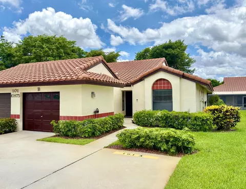 10975 Dolphin Palm Ct #B, Boynton Beach, FL 33437