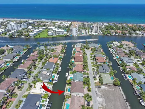 945 Cypress Dr, Delray Beach, FL 33483