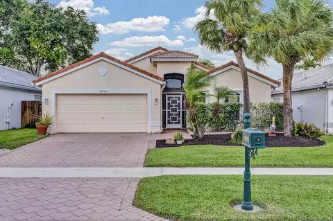 22925 Sterling Lakes Dr, Boca Raton, FL 33433