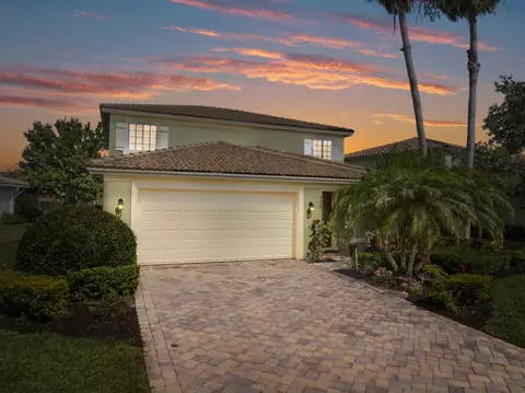 5580 45th Ave, Vero Beach, FL 32967