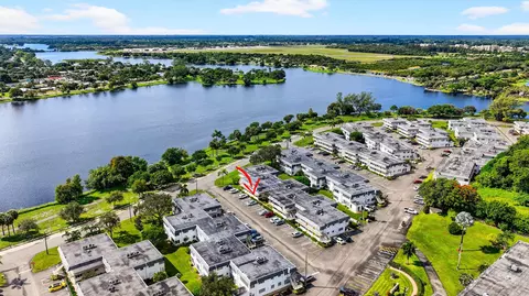 3240 Lake Osborne Dr #104, Lake Worth Beach, FL 33461