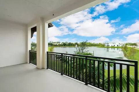 12639 Machiavelli Way, Palm Beach Gardens, FL 33418