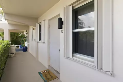 311 E Ocean Ave #104, Lantana, FL 33462