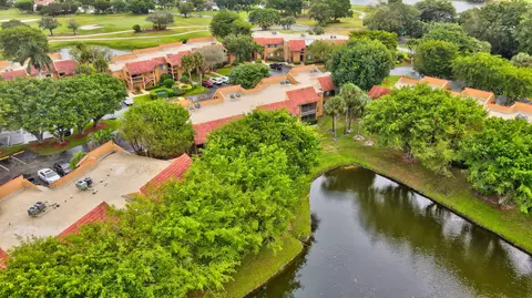 11255 Green Lake Dr #202, Boynton Beach, FL 33437