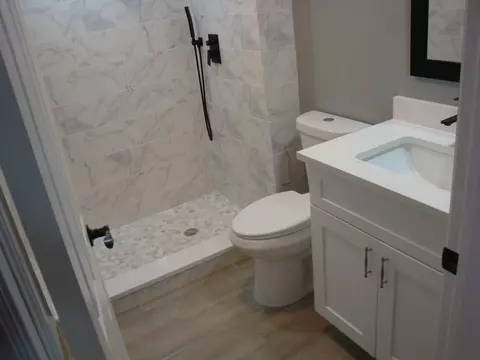 Bath - 719 7th Ln, Greenacres, FL 33463 photo 10 of 11