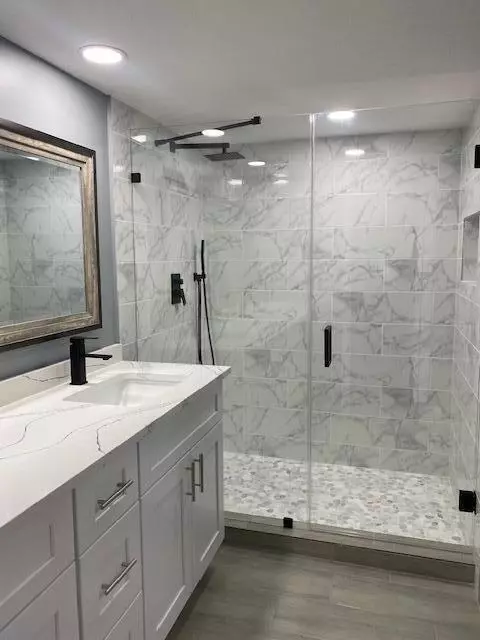 Bath - 719 7th Ln, Greenacres, FL 33463 photo 16 of 19