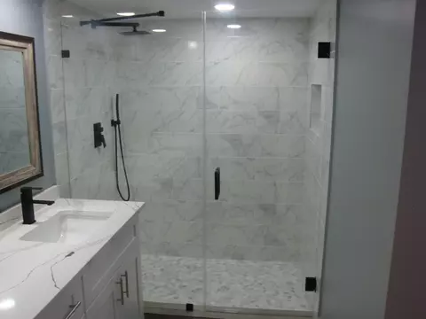 Bath - 719 7th Ln, Greenacres, FL 33463 photo 4 of 11