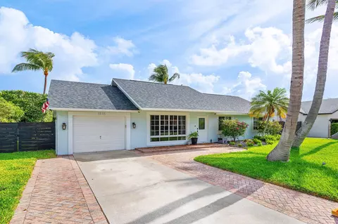 1515 Gallinule Dr, Delray Beach, FL 33444
