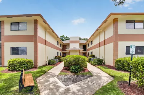 15401 Pembridge Ave #15, Delray Beach, FL 33484