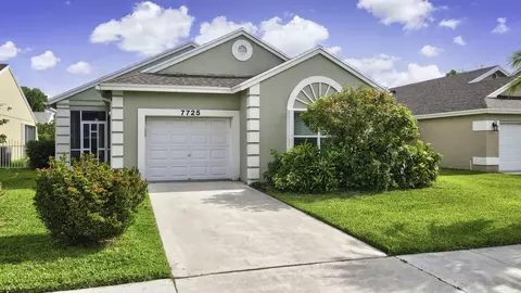 7725 Mansfield Hollow Rd, Delray Beach, FL 33446