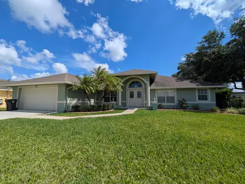 357 SE Cork Rd, Port Saint Lucie, FL 34984