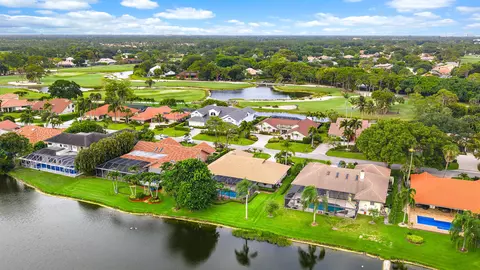 28 Marlwood Ln, Palm Beach Gardens, FL 33418