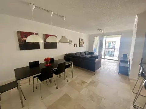 17100 N Bay Rd #1911, Sunny Isles Beach, FL 33160