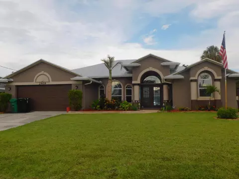 2409 SW Washington St, Port Saint Lucie, FL 34953