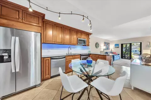 2965 NE 8th Ter #101, Oakland Park, FL 33334