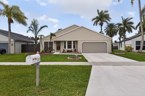 13560 SW 9th Ct, Davie, FL 33325