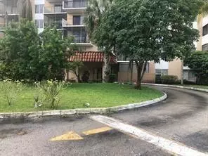 4174 Inverrary Dr #907, Lauderhill, FL 33319
