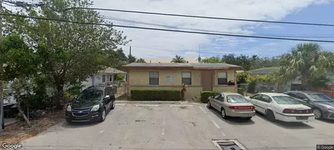 831 NW 17th Ter #1-4, Pompano Beach, FL 33069