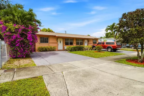 550 NE 37th St #1-2, Pompano Beach, FL 33064