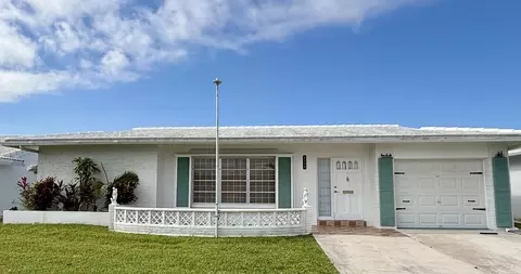 8304 NW 59th St, Tamarac, FL 33321