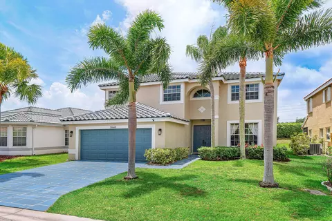 3840 Newport Ave, Boynton Beach, FL 33436