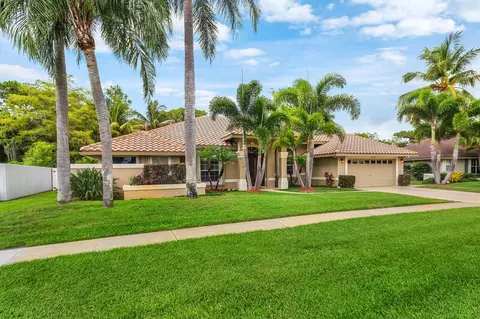 13546 Staimford Dr, Wellington, FL 33414