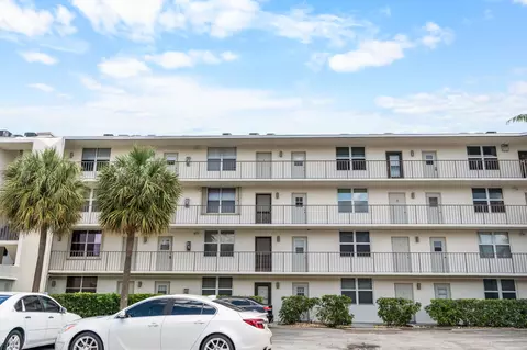 4501 NE 21 Ave #406, Fort Lauderdale, FL 33308