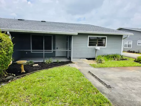 9095 SE Hobe Ridge Ave, Hobe Sound, FL 33455