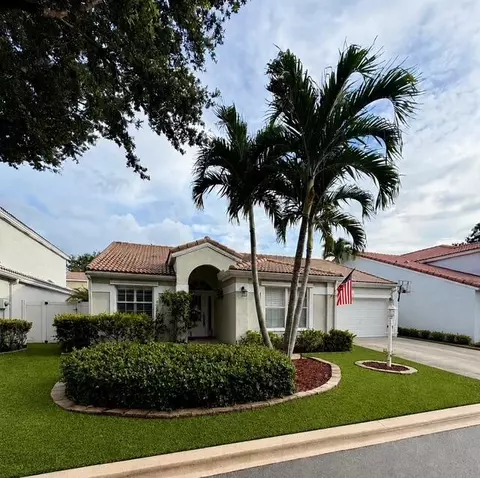10109 Oak Bark Ln, Palm Beach Gardens, FL 33410