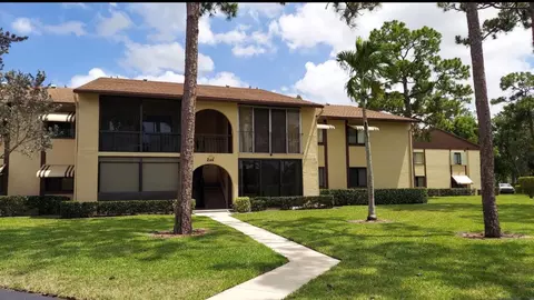 234 Pine Hov #D-1, Greenacres, FL 33463