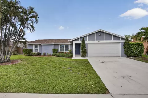8443 Elaine Dr, Boynton Beach, FL 33472