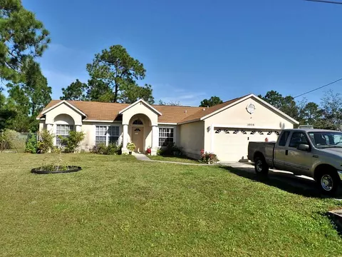 5939 NW Foust Cir, Port Saint Lucie, FL 34986