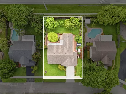 5787 SW 57th Way, Davie, FL 33314