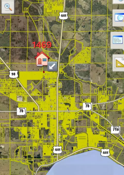 1469 NW 39th Cir, Okeechobee, FL 34972 photo 3