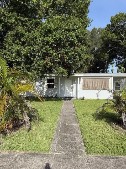1835 31st Ave, Vero Beach, FL 32960