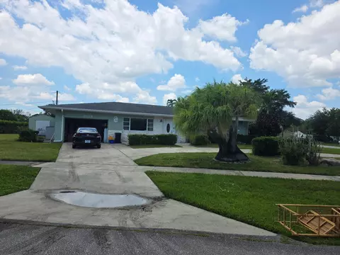 3059 W Medinah Cir W, Lake Worth, FL 33467